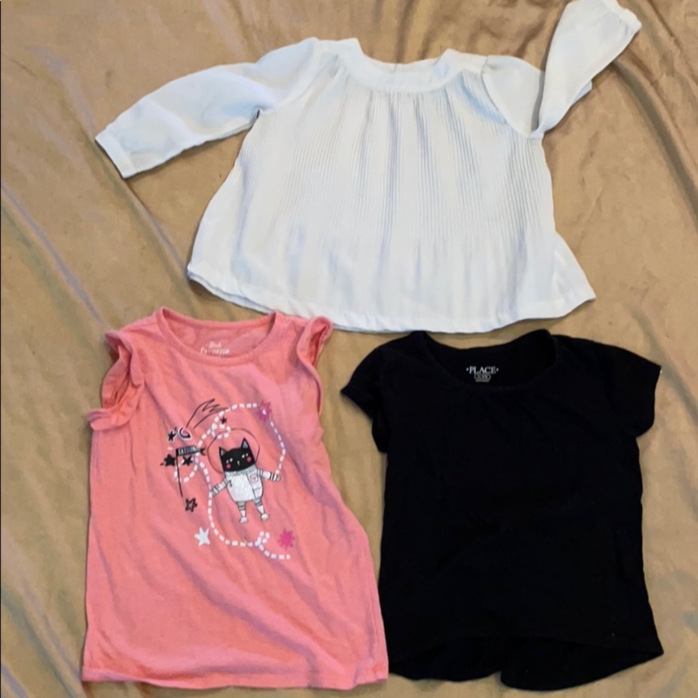 Girl's 3 top bundle